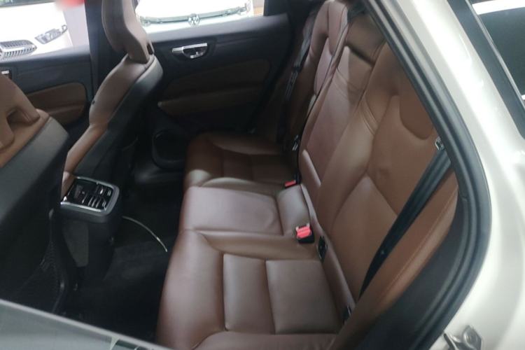 Used Volvo XC60 2021 T5 4x4 Zhiya Luxury Edition Left Rear Seat