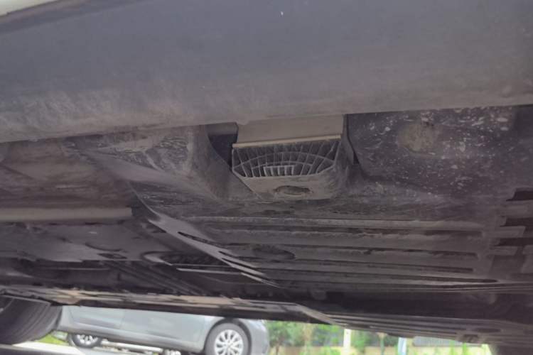 Used Volvo XC60 2021 T5 4x4 Smart & Advanced Sport Edition Left Side Sill