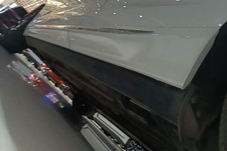 Used Volvo XC60 2021 T5 4x4 Smart Luxury Edition Left Side Sill