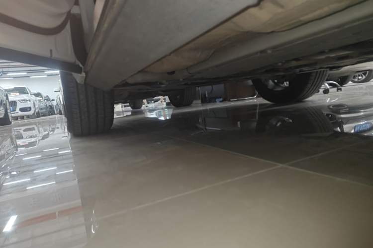 Used Volvo XC60 2021 T5 4x4 Smart Luxury Edition Left Side Sill