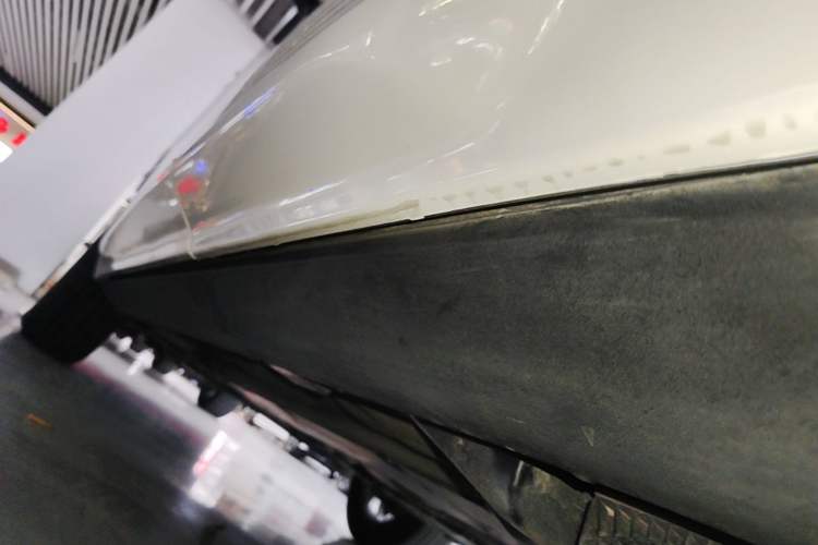 Used Volvo XC60 2021 T5 4x4 Smart Luxury Edition Left Side Sill