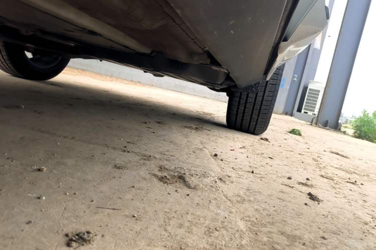 Used Volvo XC60 2021 T5 4x4 Smart Luxury Edition Left Side Sill