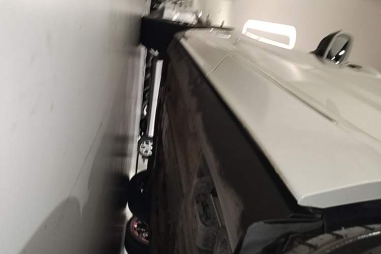 Used Volvo XC60 2021 T5 4x4 Smart Luxury Edition Left Side Sill