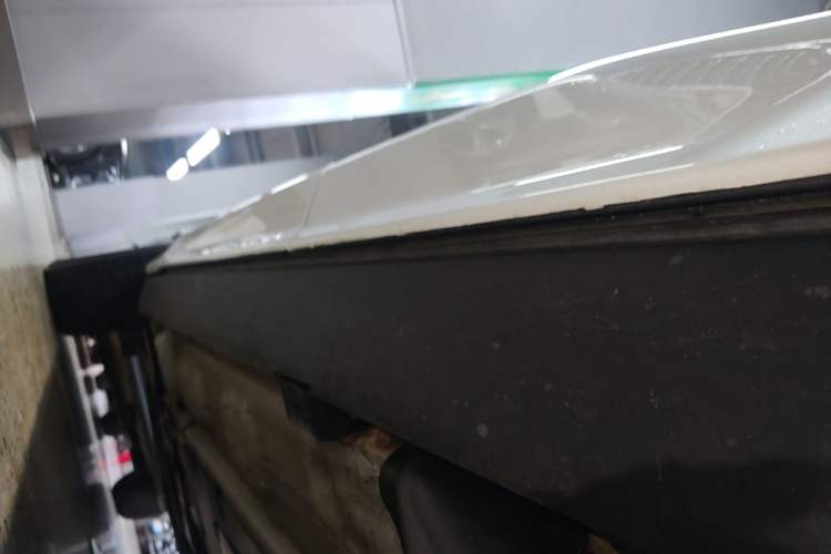 Used Volvo XC60 2021 T5 4x4 Zhiya Luxury Edition Left Side Sill