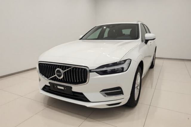 Ojetý Volvo XC60 2021 T5 4x4 Smart Luxury Edition
