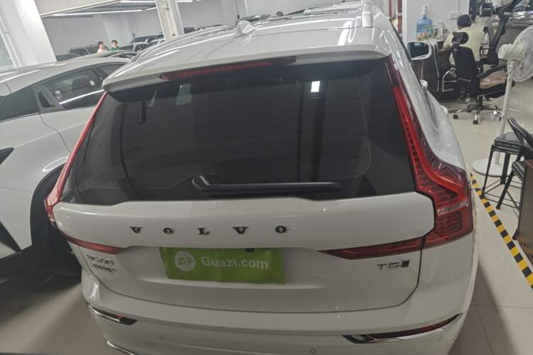 Used Volvo XC60 2021 T5 4x4 Smart Luxury Edition Rear