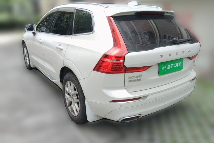 Used Volvo XC60 2021 T5 4x4 Smart Luxury Edition Rear Left 45 Deg