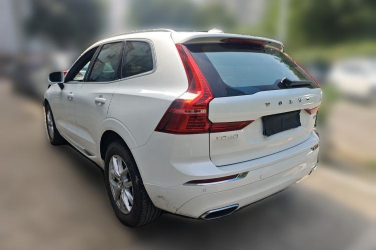 Used Volvo XC60 2021 T5 4x4 Smart Luxury Edition Rear Left 45 Deg