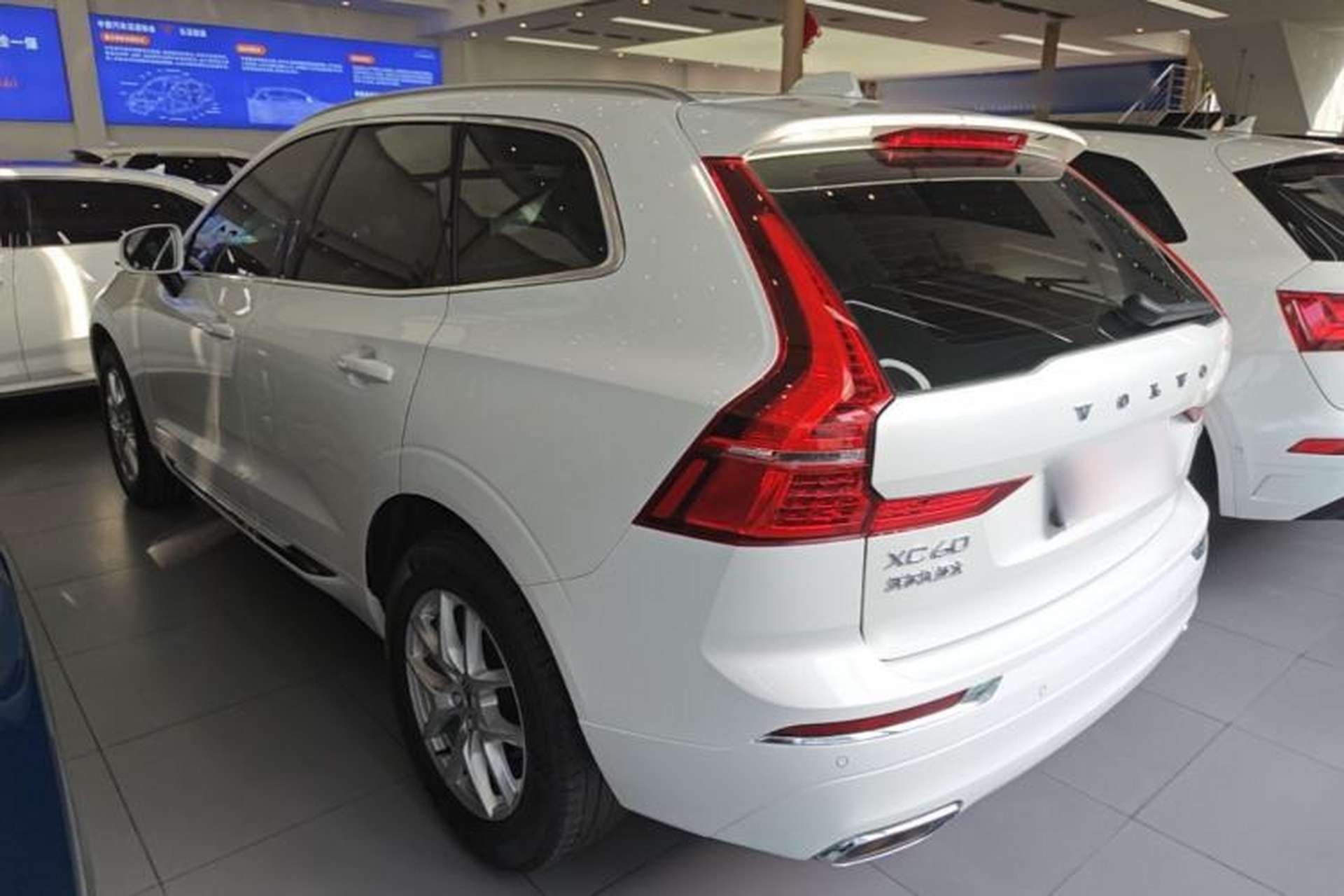 Used Volvo XC60 2021 T5 4x4 Smart Luxury Edition Rear Left 45 Deg