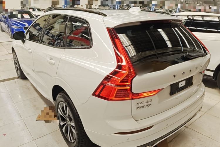 Used Volvo XC60 2021 T5 4x4 Zhiyi Sport Edition Rear Left 45 Deg