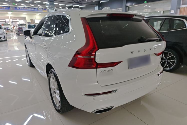 Used Volvo XC60 2021 T5 4x4 Smart Luxury Edition Rear Left 45 Deg