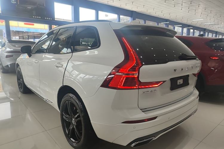 Used Volvo XC60 2021 T5 4x4 Smart & Advanced Sport Edition Rear Left 45 Deg