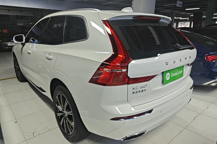 Used Volvo XC60 2021 T5 4x4 Smart Luxury Edition Rear Left 45 Deg