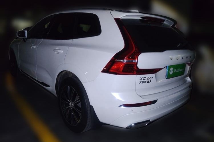 Used Volvo XC60 2021 T5 4x4 Smart Luxury Edition Rear Left 45 Deg