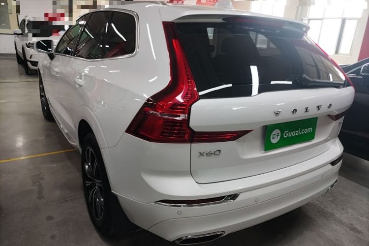 Used Volvo XC60 2021 T5 4x4 Smart Luxury Edition Rear Left 45 Deg