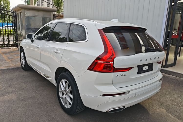 Used Volvo XC60 2021 T5 4x4 Smart Luxury Edition Rear Left 45 Deg