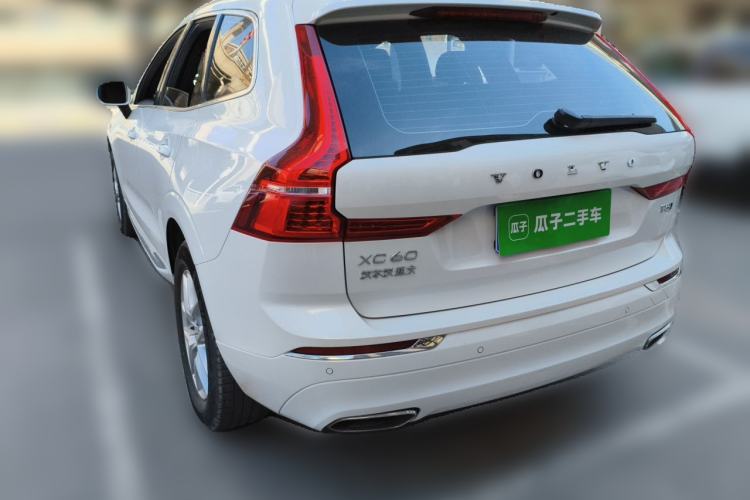 Used Volvo XC60 2021 T5 4x4 Smart Luxury Edition Rear Left 45 Deg
