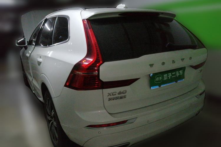 Used Volvo XC60 2021 T5 4x4 Smart Luxury Edition Rear Left 45 Deg