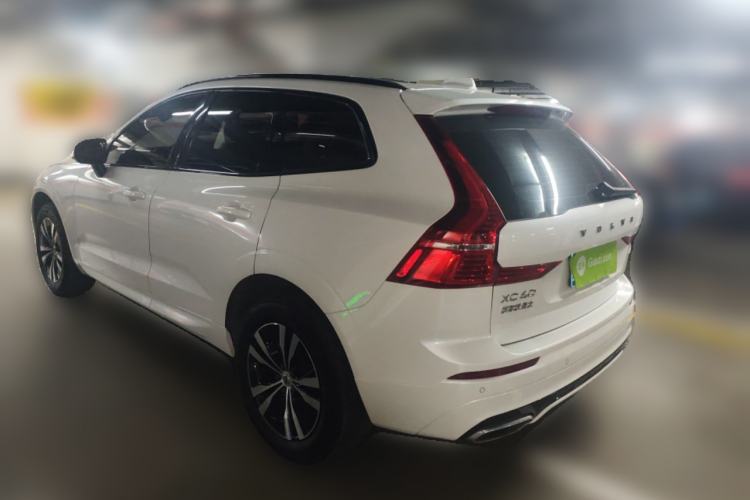 Used Volvo XC60 2021 T5 4x4 Zhiyi Sport Edition Rear Left 45 Deg