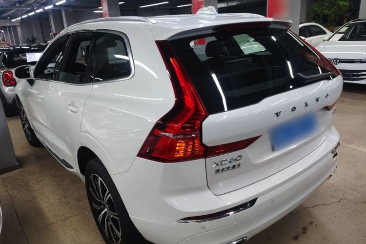 Used Volvo XC60 2021 T5 4x4 Zhiya Luxury Edition Rear Left 45 Deg