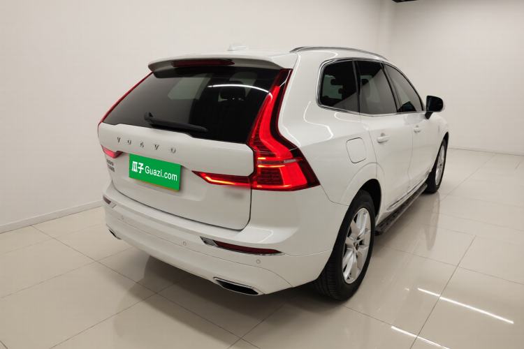 Used Volvo XC60 2021 T5 4x4 Smart Luxury Edition Rear Right 45 Deg