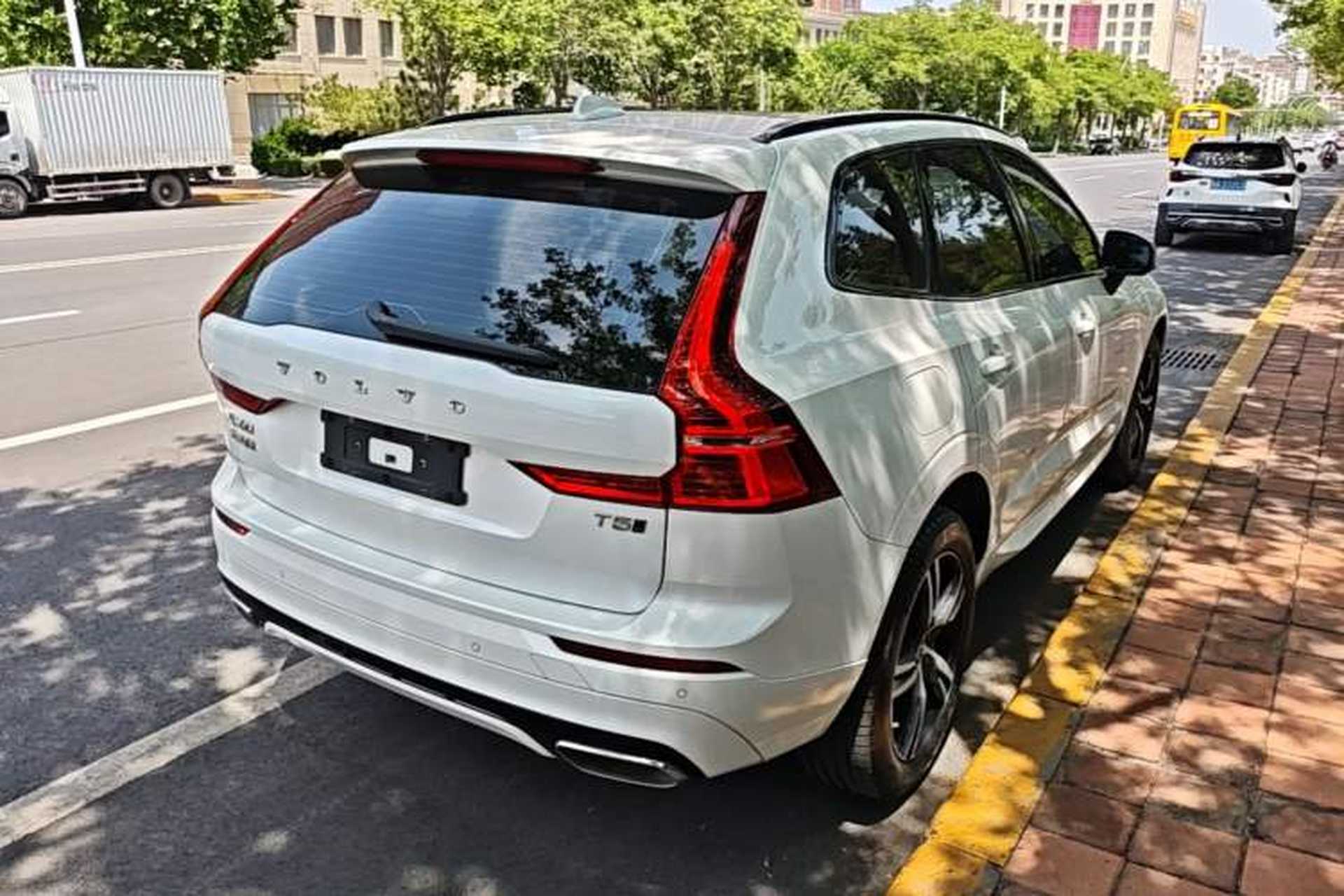 Used Volvo XC60 2021 T5 4x4 Smart & Advanced Sport Edition Rear Right 45 Deg