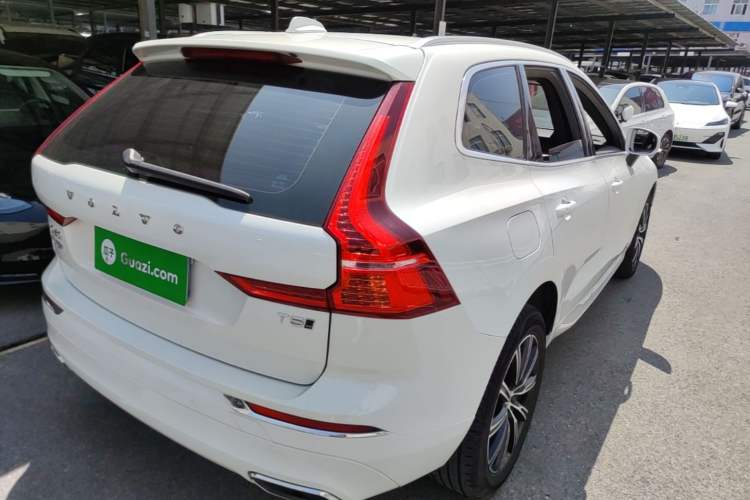 Used Volvo XC60 2021 T5 4x4 Smart Luxury Edition Rear Right 45 Deg