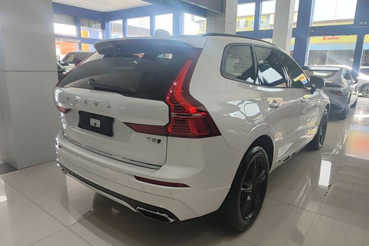 Used Volvo XC60 2021 T5 4x4 Smart & Advanced Sport Edition Rear Right 45 Deg