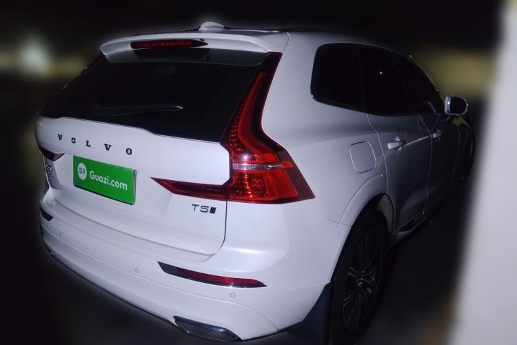 Used Volvo XC60 2021 T5 4x4 Smart Luxury Edition Rear Right 45 Deg