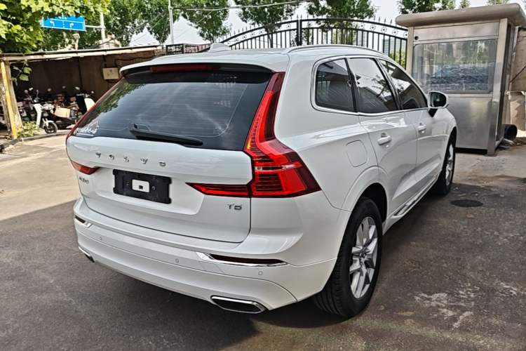 Used Volvo XC60 2021 T5 4x4 Smart Luxury Edition Rear Right 45 Deg