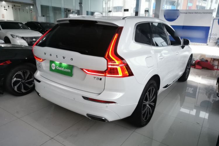 Used Volvo XC60 2021 T5 4x4 Smart Luxury Edition Rear Right 45 Deg