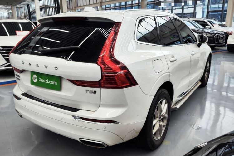 Used Volvo XC60 2021 T5 4x4 Smart Luxury Edition Rear Right 45 Deg