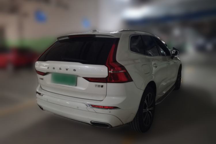 Used Volvo XC60 2021 T5 4x4 Smart Luxury Edition Rear Right 45 Deg