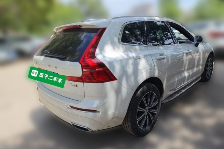 Used Volvo XC60 2021 T5 4x4 Smart Luxury Edition Rear Right 45 Deg
