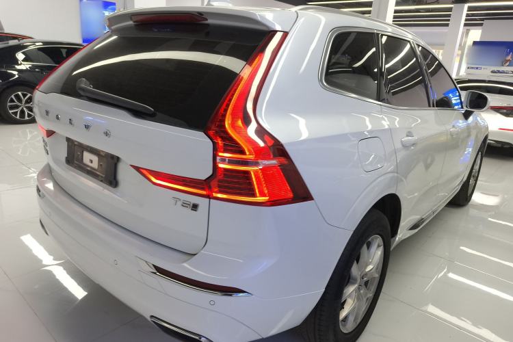 Used Volvo XC60 2021 T5 4x4 Smart Luxury Edition Rear Right 45 Deg
