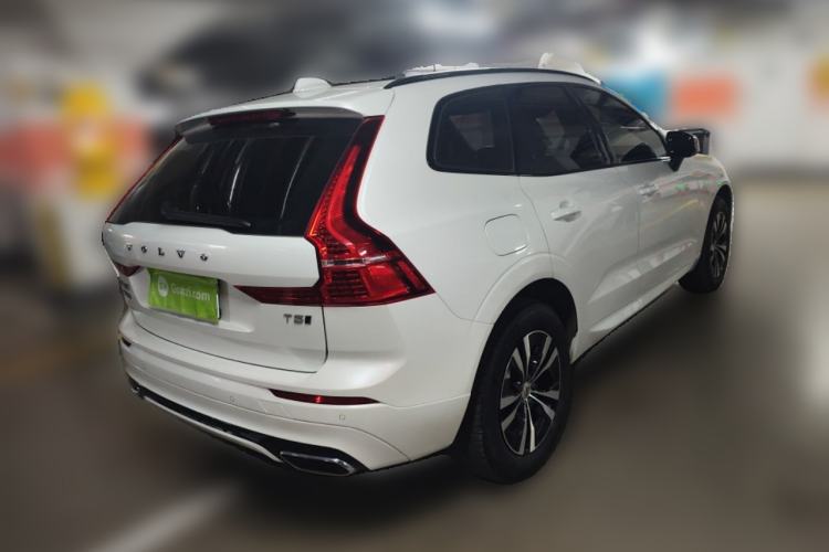 Used Volvo XC60 2021 T5 4x4 Zhiyi Sport Edition Rear Right 45 Deg