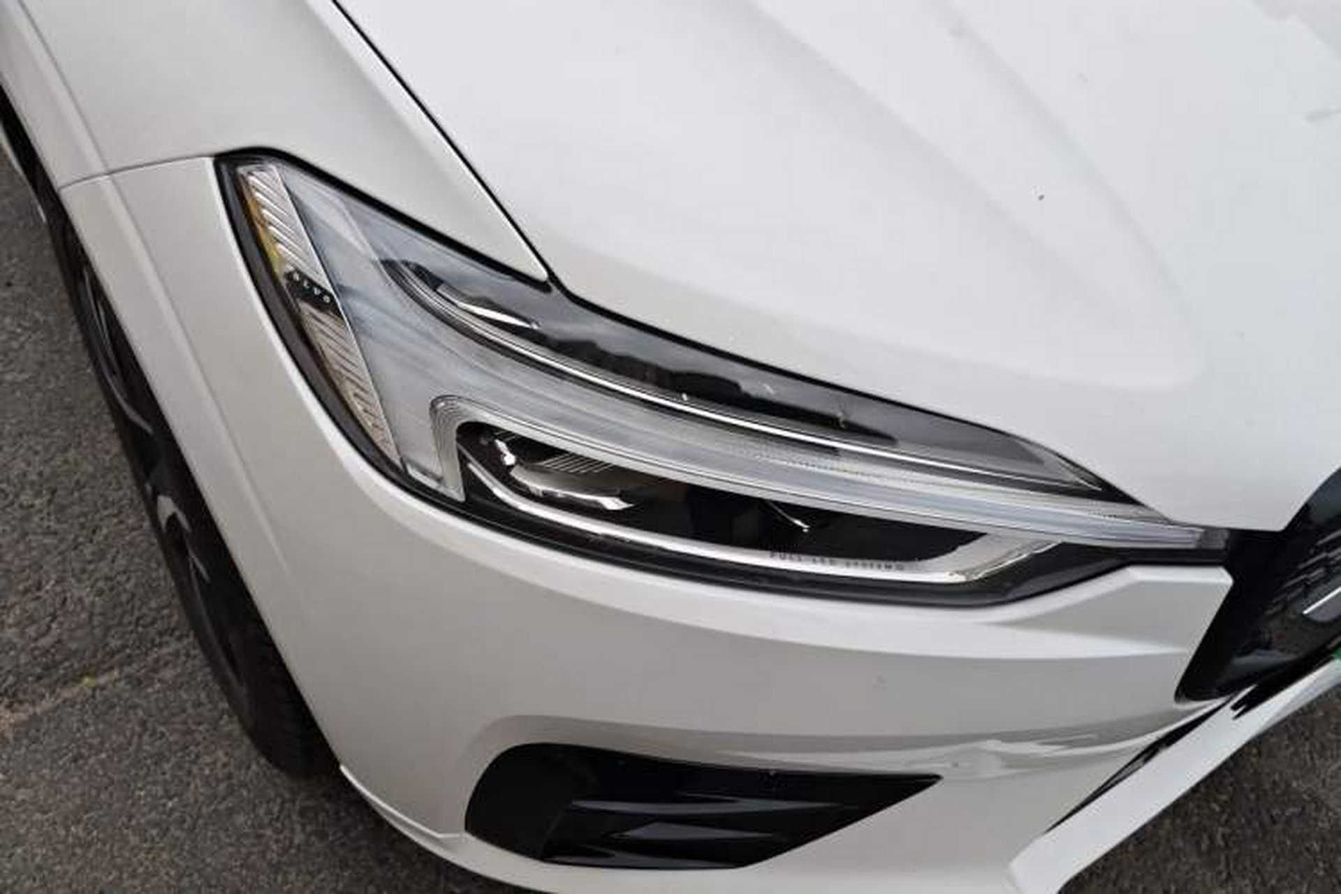 Used Volvo XC60 2021 T5 4x4 Smart & Advanced Sport Edition Right Front Headlight
