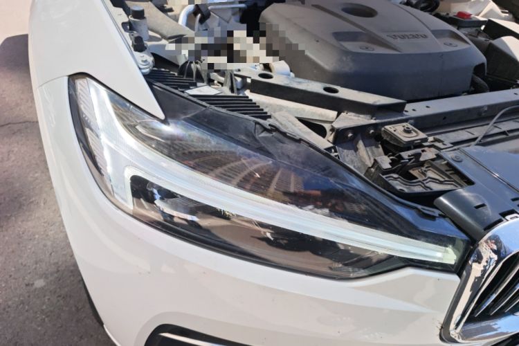 Used Volvo XC60 2021 T5 4x4 Smart Luxury Edition Right Front Headlight