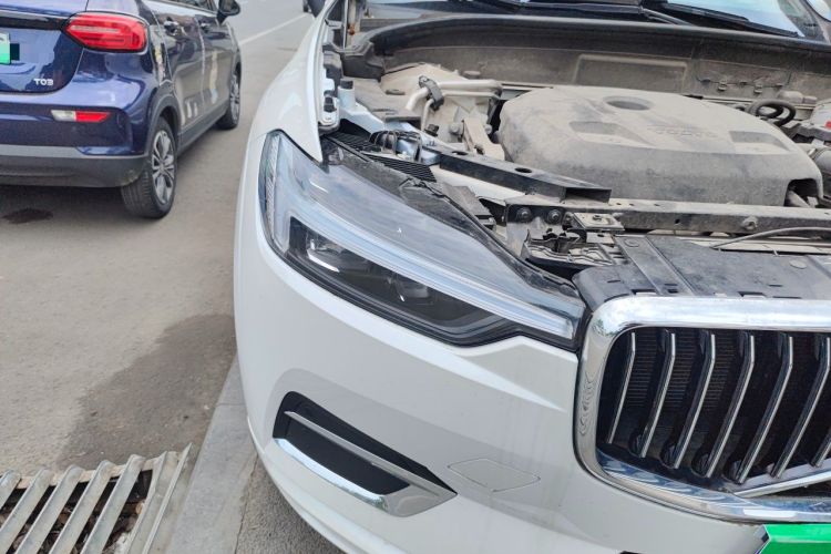 Used Volvo XC60 2021 T5 4x4 Smart Luxury Edition Right Front Headlight