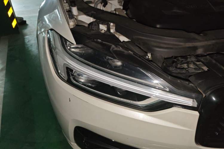 Used Volvo XC60 2021 T5 4x4 Zhiyi Sport Edition Right Front Headlight