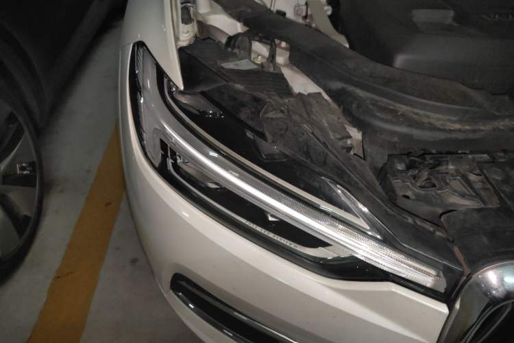 Used Volvo XC60 2021 T5 4x4 Smart Luxury Edition Right Front Headlight