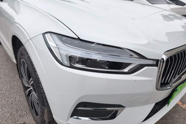 Used Volvo XC60 2021 T5 4x4 Smart Luxury Edition Right Front Headlight
