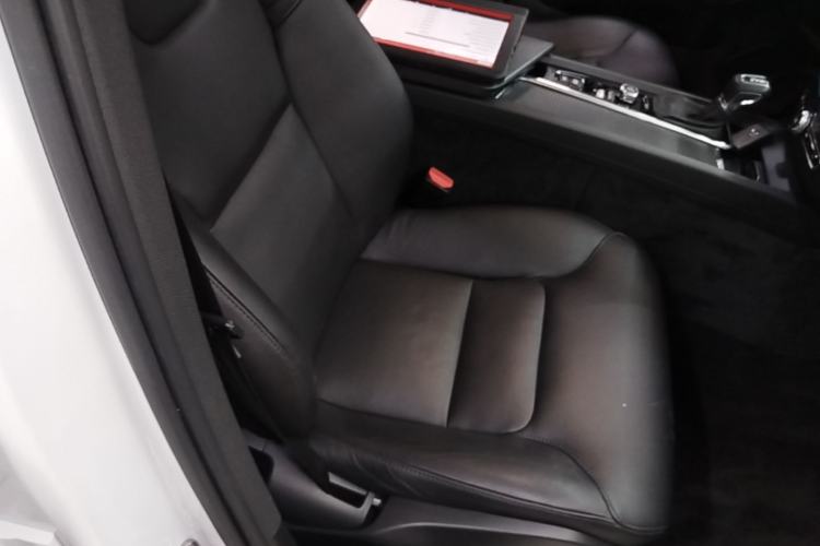 Used Volvo XC60 2021 T5 4x4 Zhiyi Sport Edition Right Front Seat