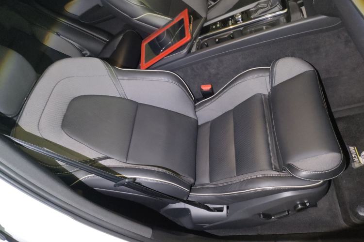 Used Volvo XC60 2021 T5 4x4 Zhiyi Sport Edition Right Front Seat