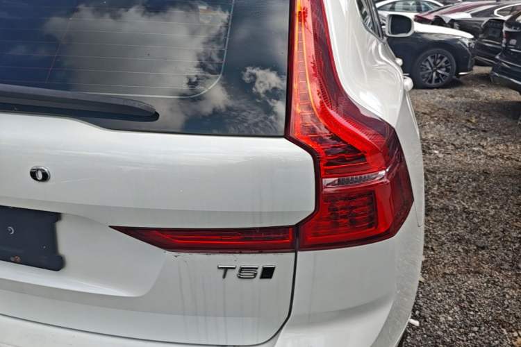 Used Volvo XC60 2021 T5 4x4 Smart Luxury Edition Right Rear Taillight