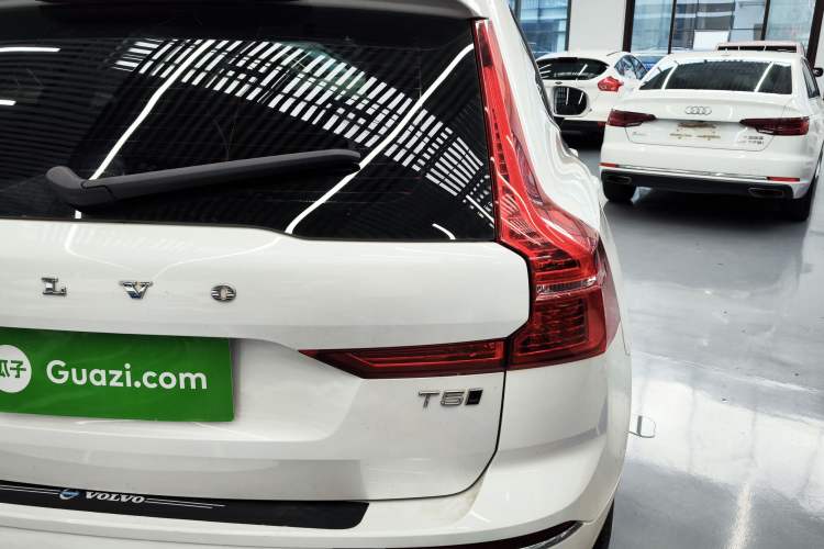 Used Volvo XC60 2021 T5 4x4 Smart Luxury Edition Right Rear Taillight