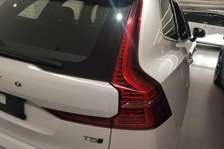 Used Volvo XC60 2021 T5 4x4 Smart Luxury Edition Right Rear Taillight