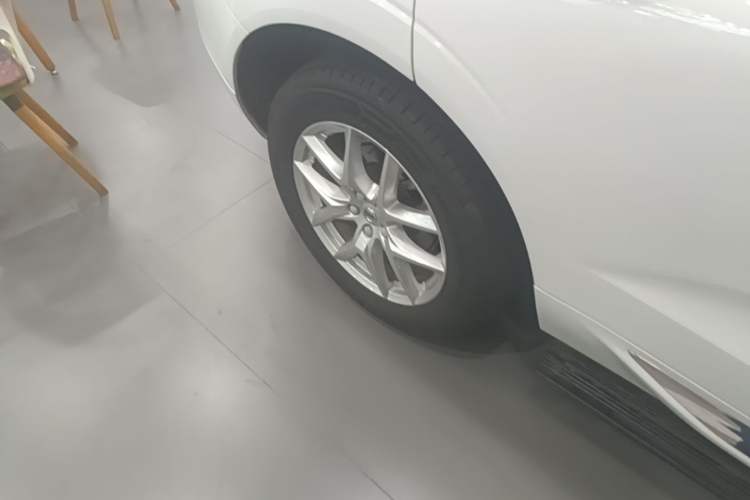 Used Volvo XC60 2021 T5 4x4 Smart Luxury Edition Right Rear Wheel Hub