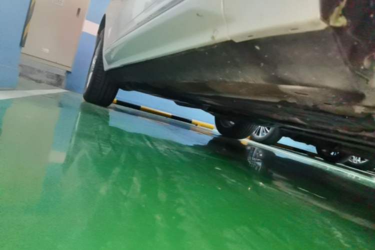 Used Volvo XC60 2021 T5 4x4 Smart Luxury Edition Right Side Sill