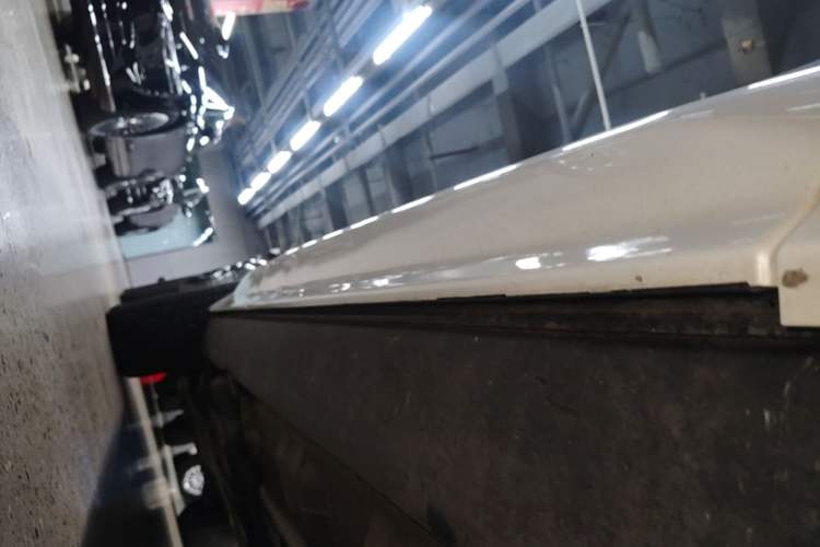 Used Volvo XC60 2021 T5 4x4 Zhiya Luxury Edition Right Side Sill